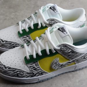 NIKE DUNK SB LOW PRO SB Dunk Series DR9511-100