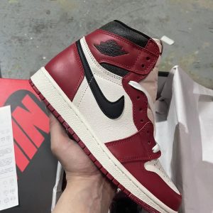 (GS) Air Jordan 1 Retro High OG 'Chicago Lost & Found' FD1437-612